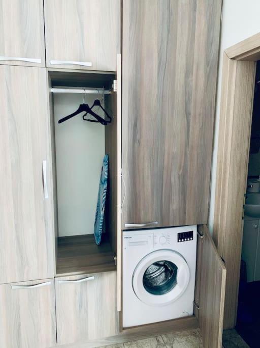 סופיה Romantic Rose Apartment מראה חיצוני תמונה